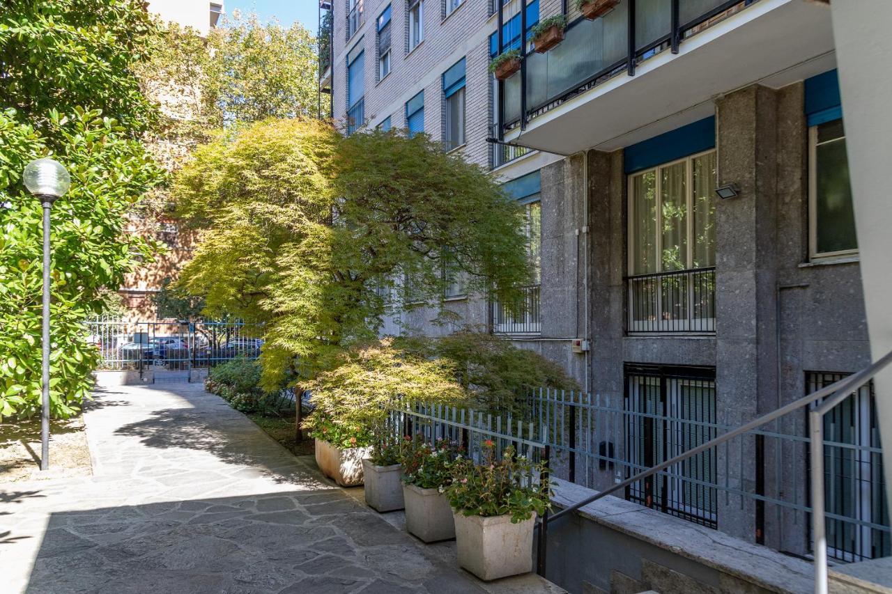 City Centre Apartment - 10 Minutes To Duomo - Free Wifi E Netflix Milano Eksteriør bilde